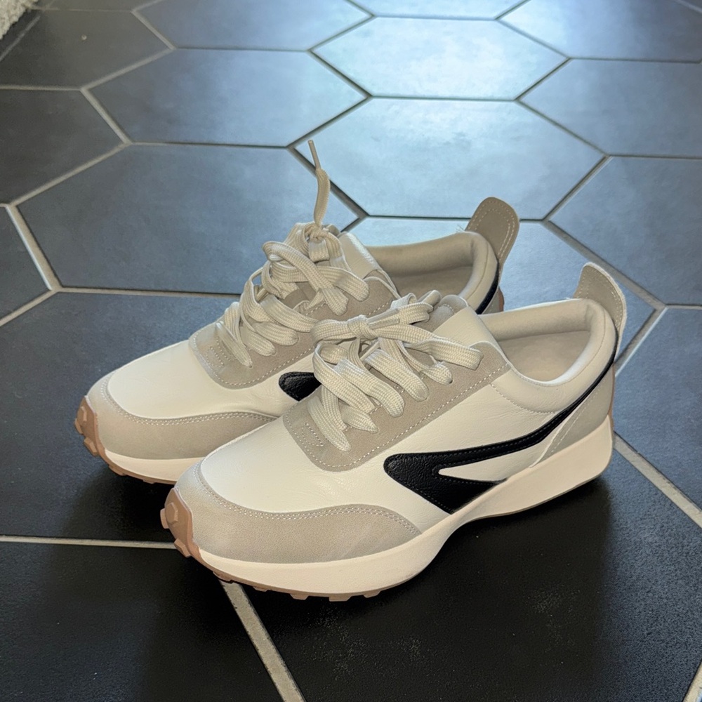 Dolce Vita White and Black Sneakers